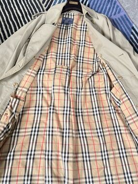 Burberry Beige Trench Coat with Classic Check Lining